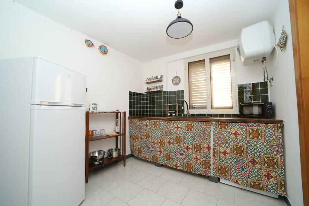 Appartamento Colonna House Casa Tra La Zisa E La Cattedrale Palermo Esterno foto