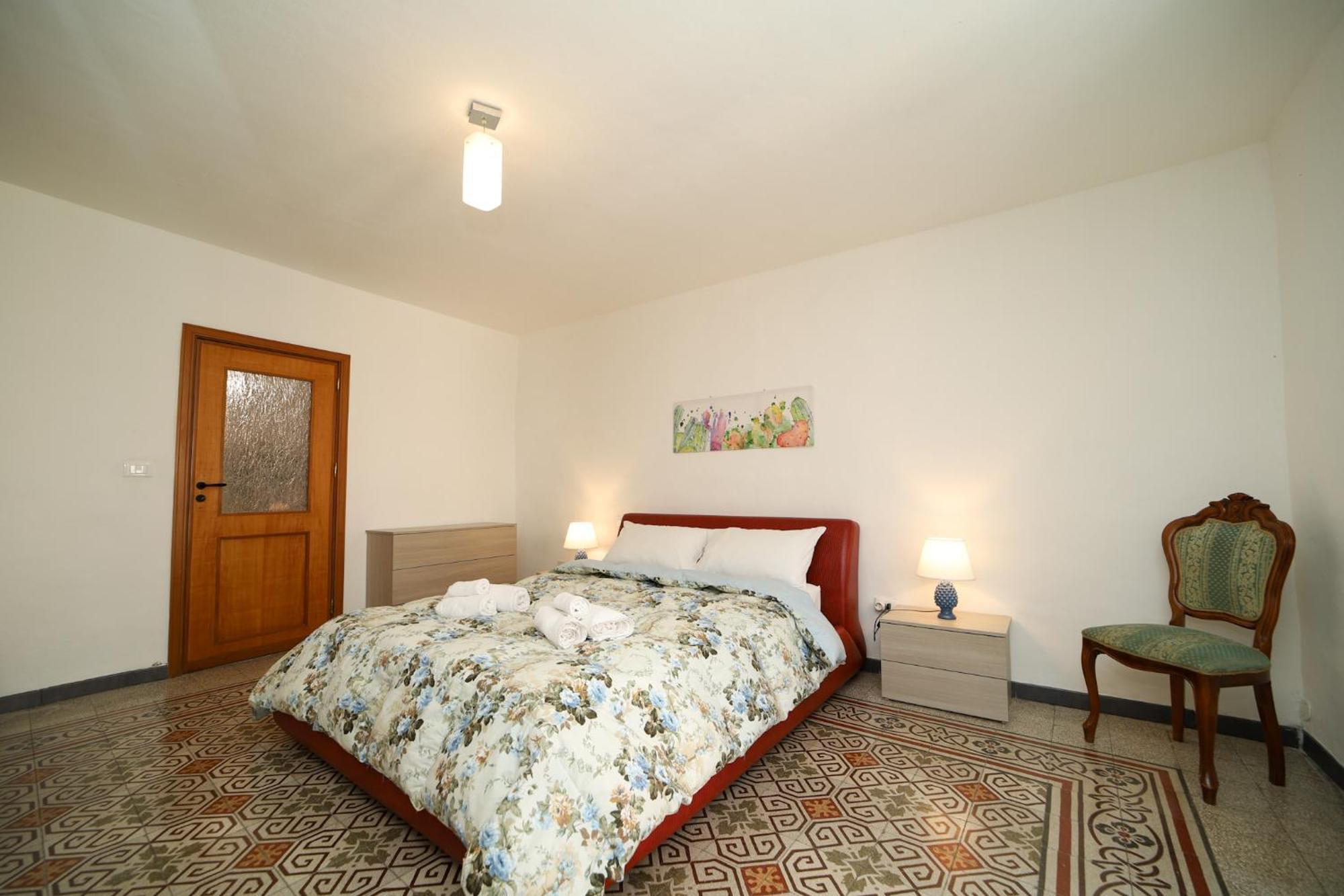 Appartamento Colonna House Casa Tra La Zisa E La Cattedrale Palermo Esterno foto