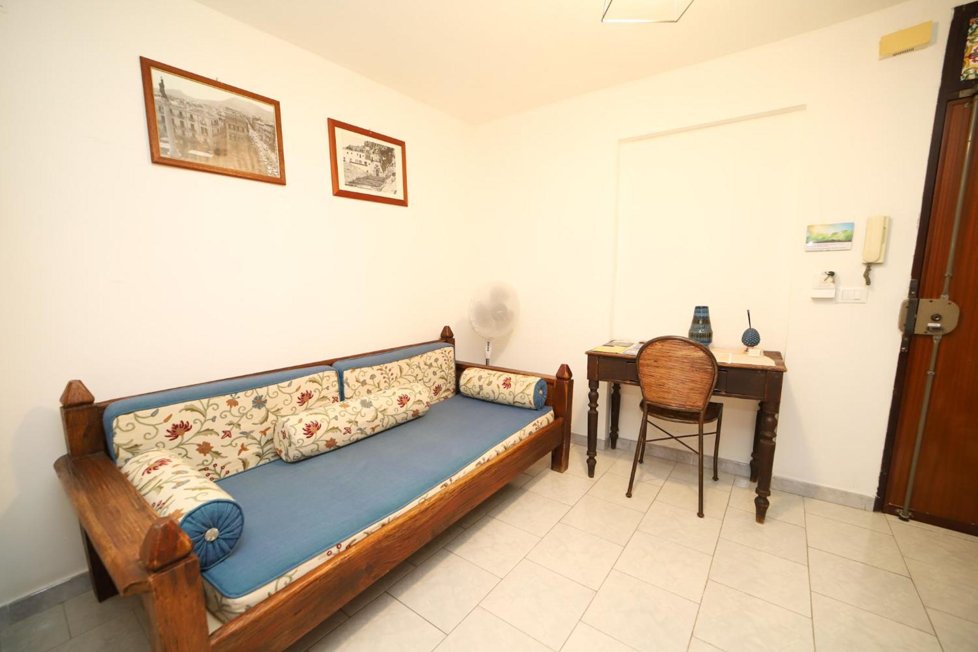 Appartamento Colonna House Casa Tra La Zisa E La Cattedrale Palermo Esterno foto